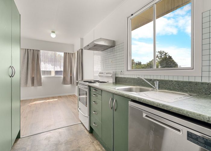  at 30 Joanna Place, Deanwell, Hamilton