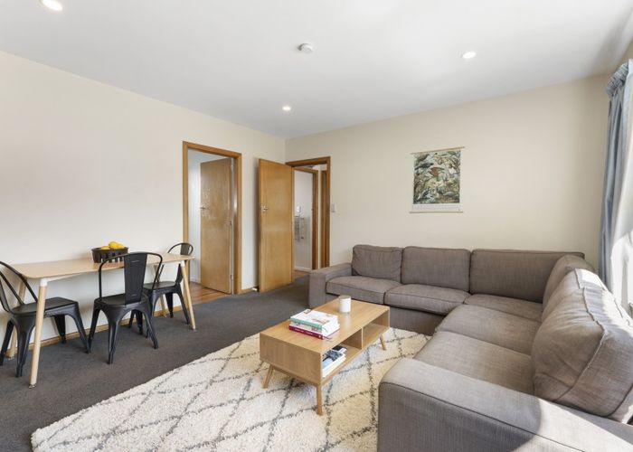  at 2/94 Nayland Street, Sumner, Christchurch