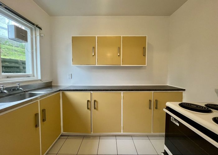  at 2/25 Apuka Street, Brooklyn, Wellington, Wellington