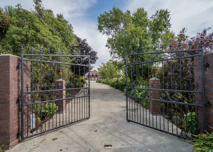  at 310 Spur Road, Rosewill