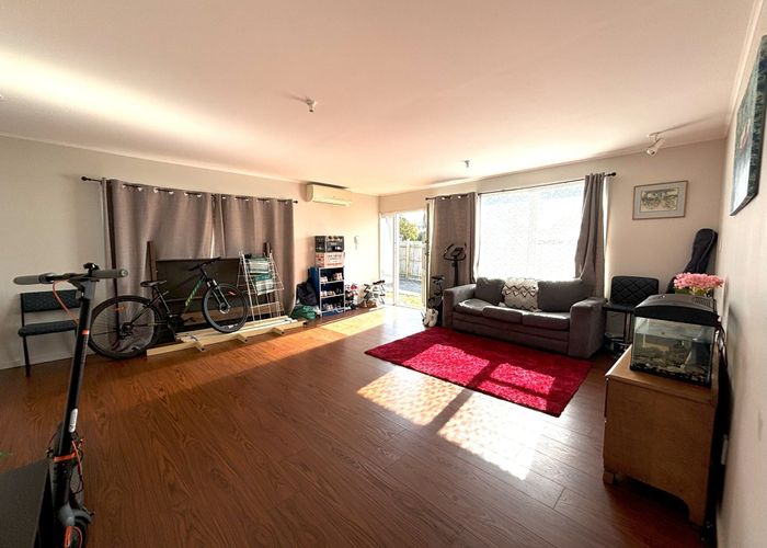  at 76 Howard Hunter Avenue, Saint Johns, Auckland City, Auckland