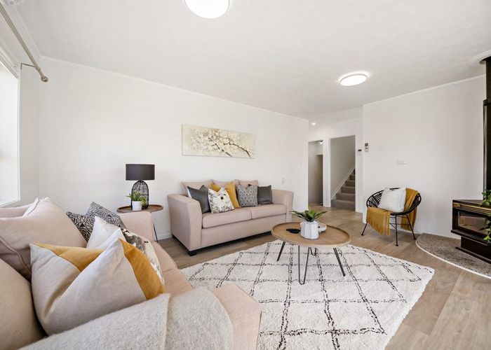  at 10 Pinotage Place, Huapai, Kumeu