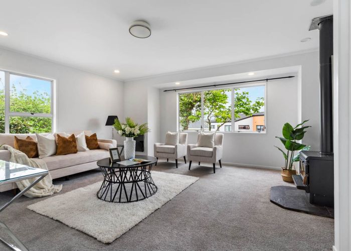  at 1/148 Pigeon Mountain Road, Half Moon Bay, Manukau City, Auckland