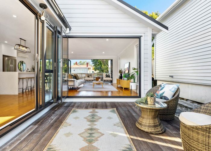  at 3 Leamington Road, Mount Eden, Auckland City, Auckland