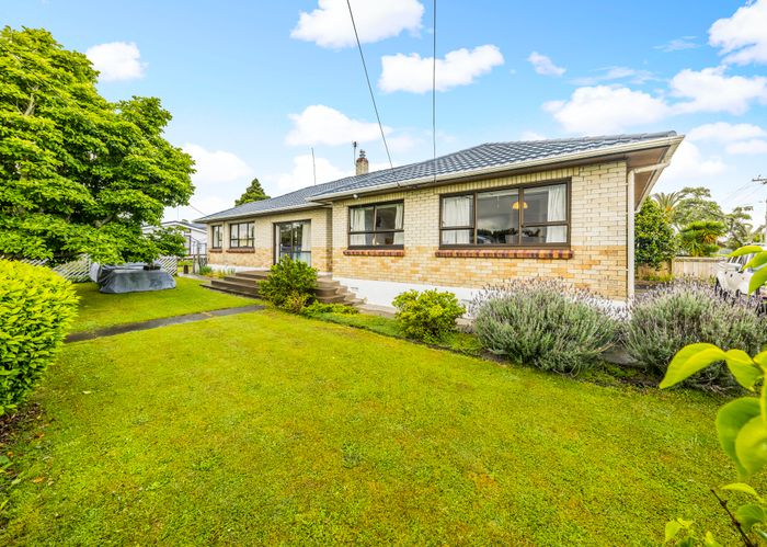  at 135 Old Wairoa Road, Papakura, Papakura