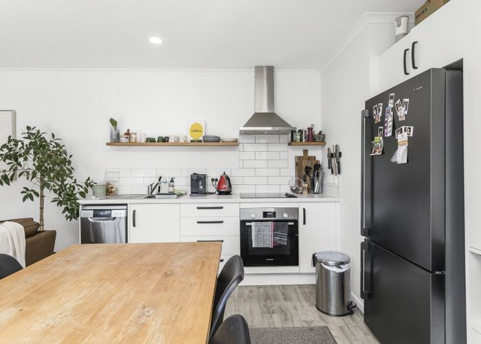  at 7/26 Garnett Avenue, Forest Lake, Hamilton, Waikato