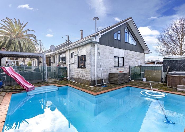  at 1 Wakelin Place, Redwood, Christchurch City, Canterbury