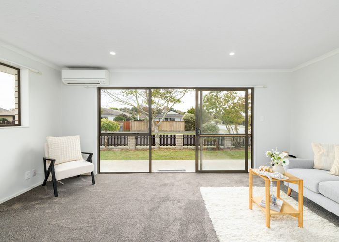  at 1/71 Royal Park Drive, Parklands, Christchurch
