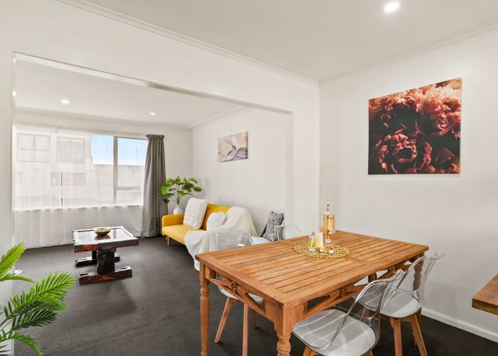  at 2/164 Blockhouse Bay Road, Avondale, Auckland City, Auckland
