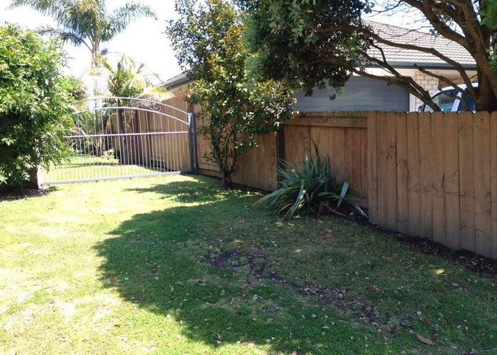  at 136 Evans Road, Papamoa, Tauranga, Bay Of Plenty