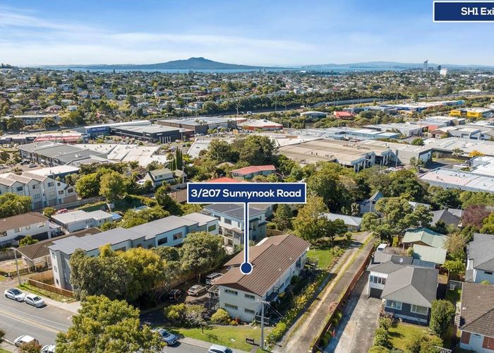  at 3/207 Sunnynook Road, Wairau Valley, Auckland