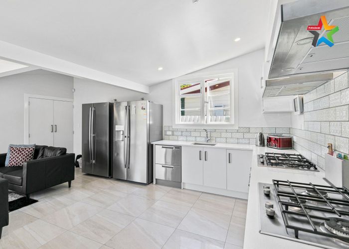  at 10 Elizabeth Street, Petone, Lower Hutt