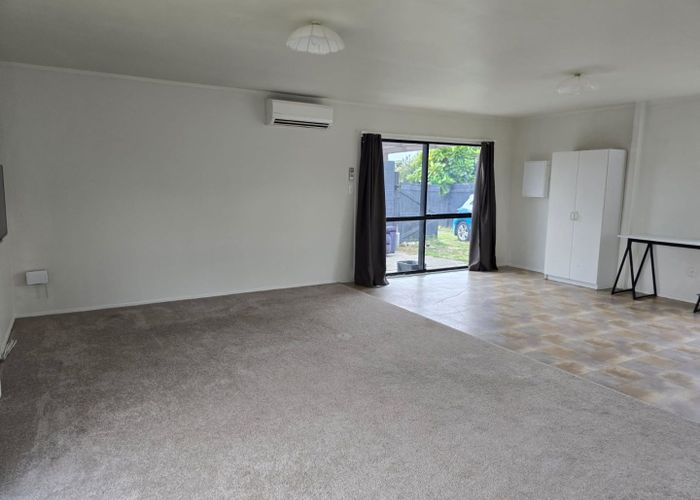  at 42A Rutherford Drive, Waikanae Beach, Kapiti Coast, Wellington