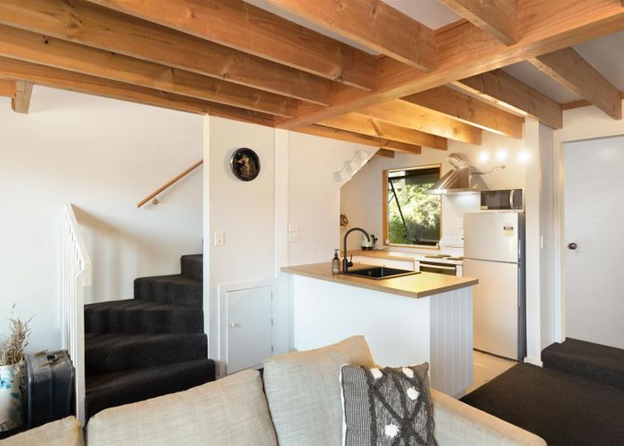  at 18B MacKinnon Terrace, Sunshine Bay, Queenstown