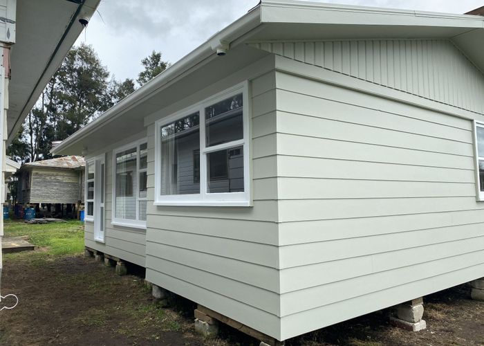  at Glen Eden, Waitakere City, Auckland