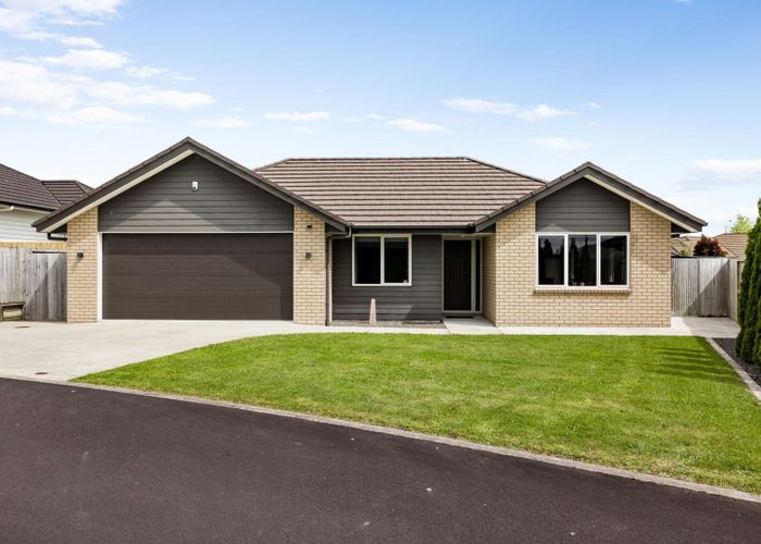  at 5 Buckley Way, Flagstaff, Hamilton