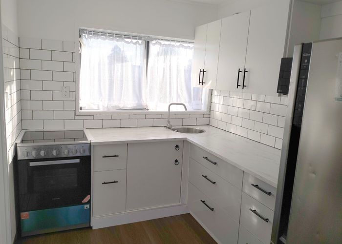  at 2/30 Copley Street, New Lynn, Waitakere City, Auckland