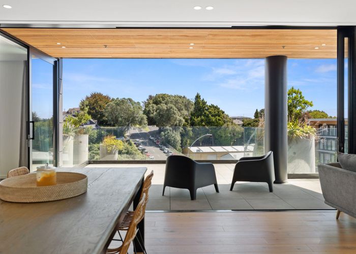  at 101/359 Cameron Road (Vantage Apts), City Centre, Tauranga, Bay Of Plenty