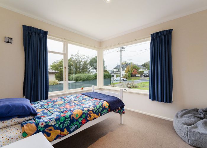  at 25 Martin Road, Fairfield, Dunedin