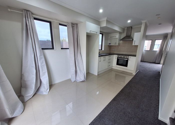  at 11/4 Wallson Crescent, Wiri, Manukau City, Auckland