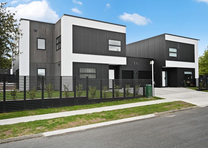  at 1/99 Glen Lynne Avenue, Queenwood, Hamilton, Waikato