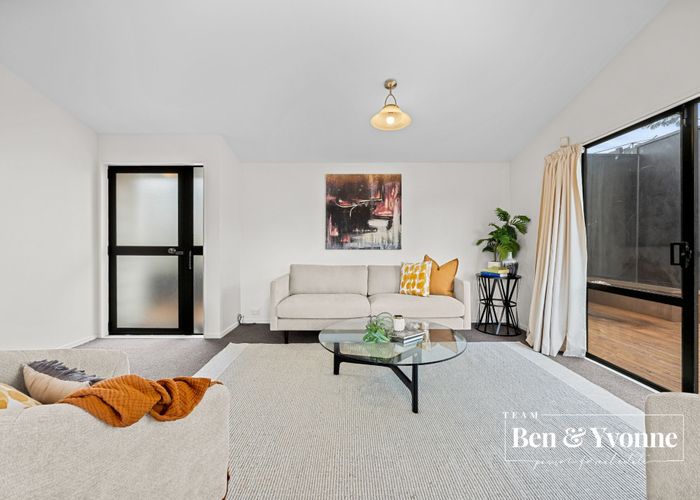  at 4/21 Lunn Avenue, Mount Wellington, Auckland City, Auckland
