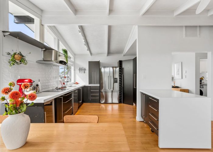  at 10 Montmere Avenue, Te Atatu Peninsula, Waitakere City, Auckland