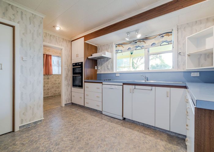  at 38 Peters Avenue, Cloverlea, Palmerston North