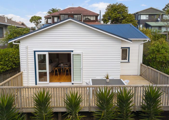 at 1/20 Zion Road, Birkenhead, North Shore City, Auckland