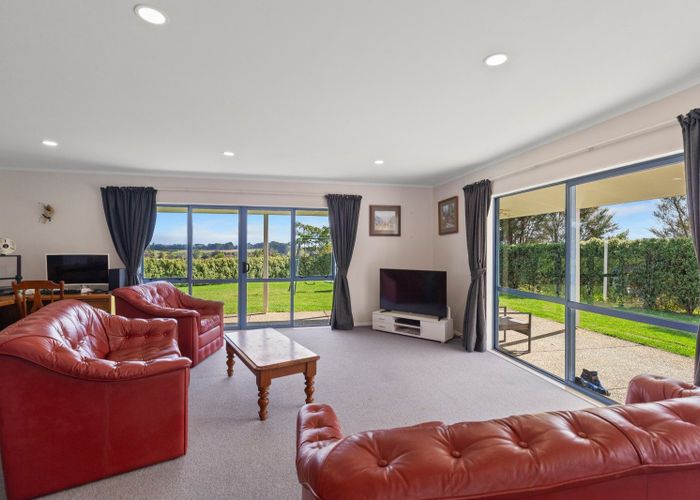  at 2 Wallace Loop Road, Levin, Horowhenua, Manawatu / Whanganui