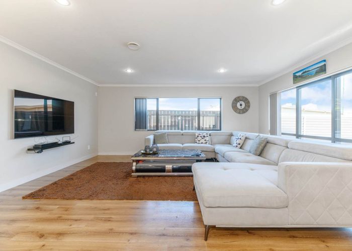  at 73 Kinross Street, Blockhouse Bay, Auckland