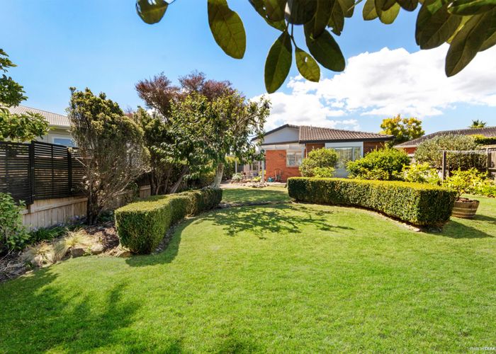  at 10 Heaphy Street, Blockhouse Bay, Auckland