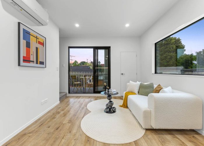  at 220 Pakuranga Road, Pakuranga Heights, Manukau City, Auckland