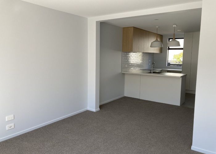  at 5/10 New Brighton Road, Shirley, Christchurch City, Canterbury