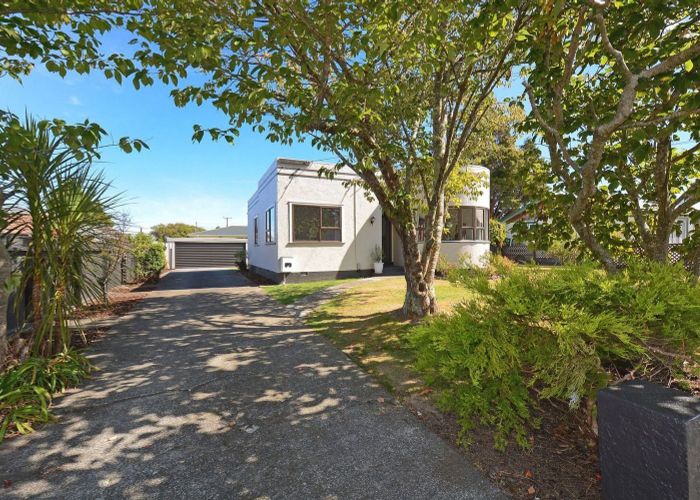  at 5 Henry Street, Ebdentown, Upper Hutt, Wellington