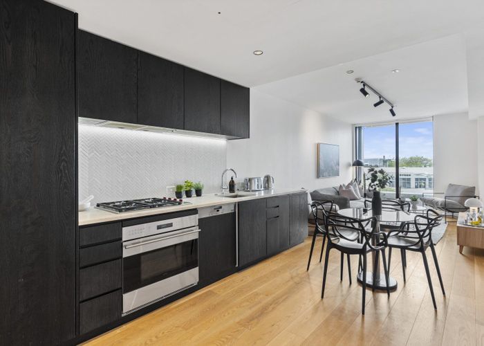  at 102/52 Sale Street, Auckland Central, Auckland