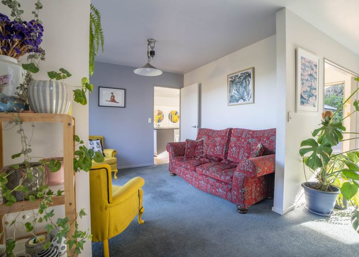  at 7 Padstow Place, Camborne, Porirua