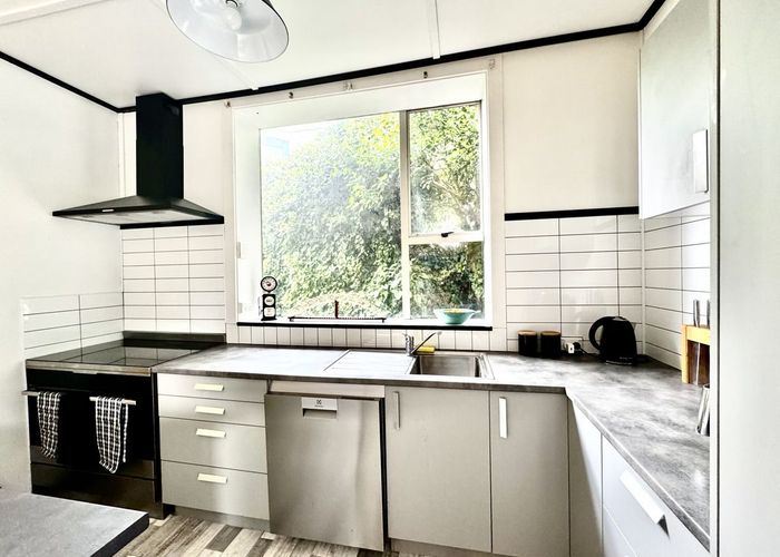  at 14 Wansbeck Street, South Hill, Oamaru