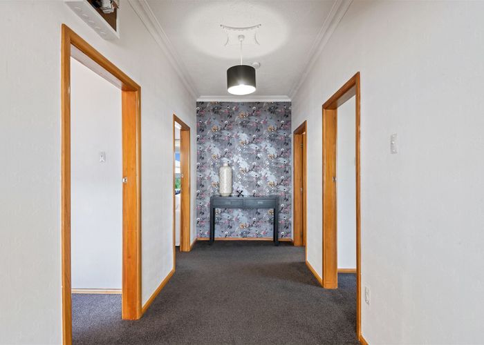  at 24 Cashmere View Street, Somerfield, Christchurch