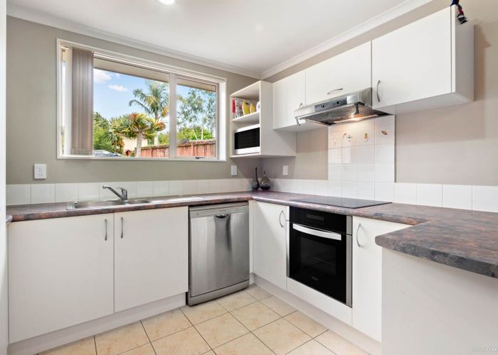  at 24 Les Marston Place, Pukekohe, Pukekohe
