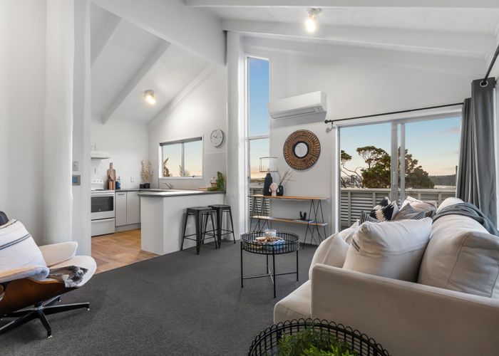  at 1/6 Oruamo Place, Beach Haven, North Shore City, Auckland