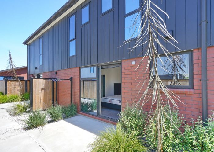  at 4 Academy Courts, Ilam, Christchurch City, Canterbury