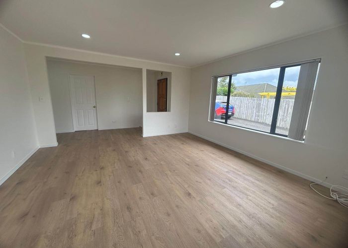  at 2/4 Fintona Place, Dannemora, Manukau City, Auckland