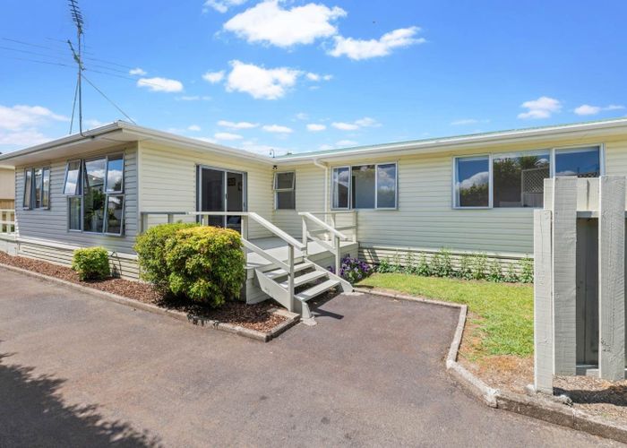  at 2/420 Great South Road, Opaheke, Papakura, Auckland