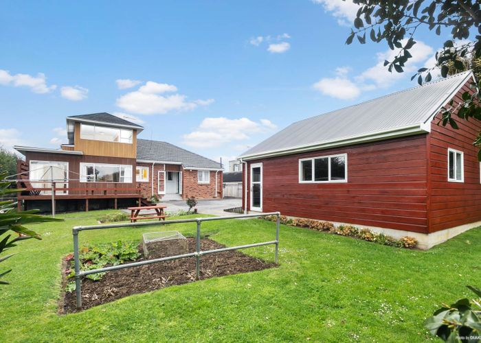  at 1 Hartland Avenue, Glendowie, Auckland