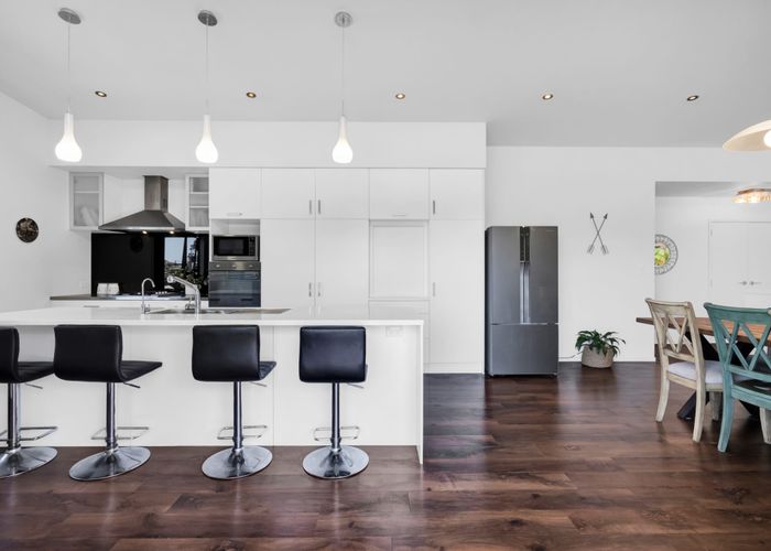  at 82 Awanui Street, Merrilands, New Plymouth, Taranaki