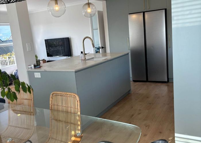  at 2/15 Hauraki Road, Hauraki, North Shore City, Auckland