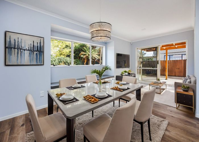  at 2/21 Elizabeth Avenue, Papatoetoe, Auckland