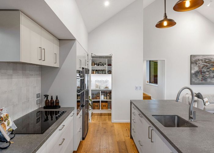  at 42 Te Auhi Way, Welcome Bay, Tauranga, Bay Of Plenty