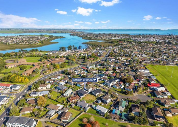  at 12 and 12A Southview Place, Manurewa, Manukau City, Auckland